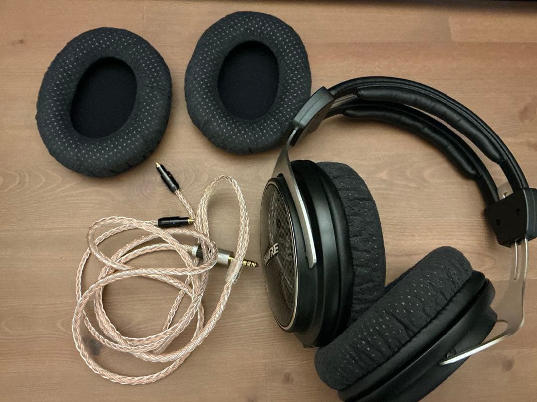 SHURE SRH1540 ヘッドホン　4.4mケーブル 未使用交換パッド