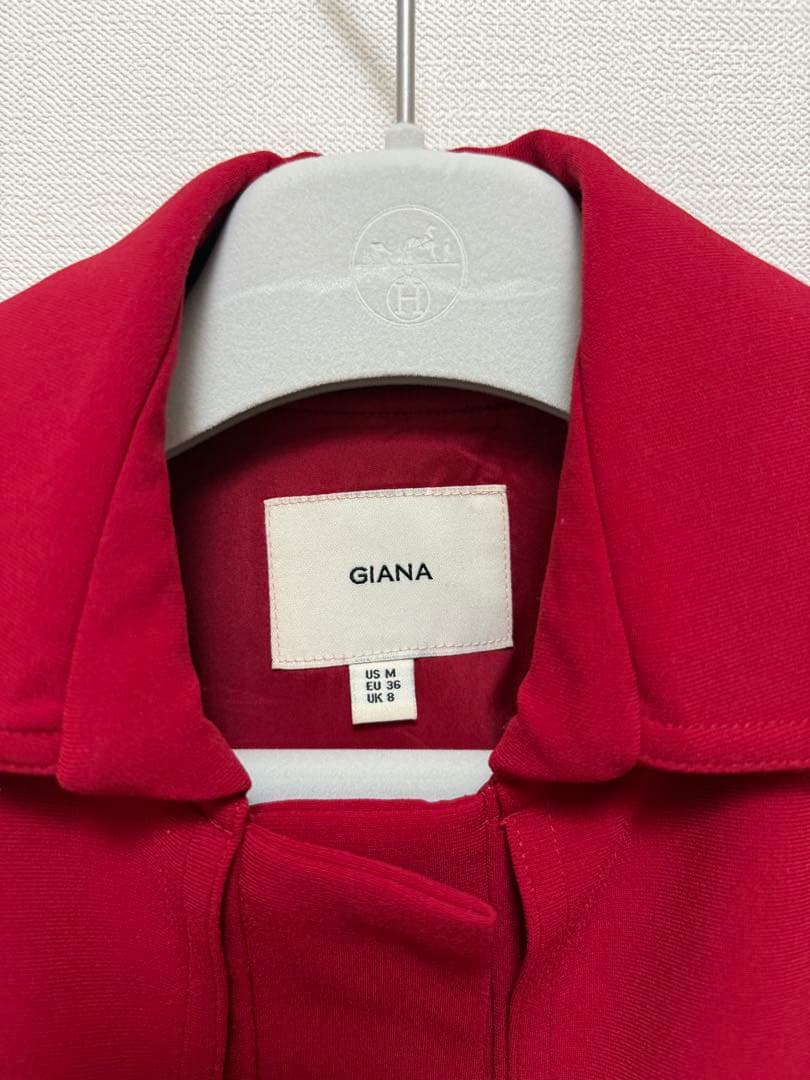 GIANA レッド　ケープ　ドレス　ワンピ　プリーツ