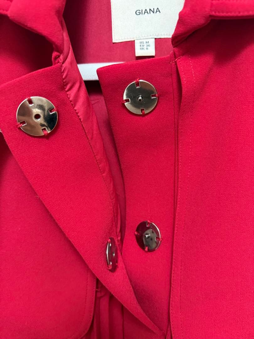 GIANA レッド　ケープ　ドレス　ワンピ　プリーツ