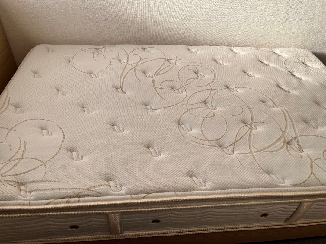 シモンズ　セミダブルマットレス