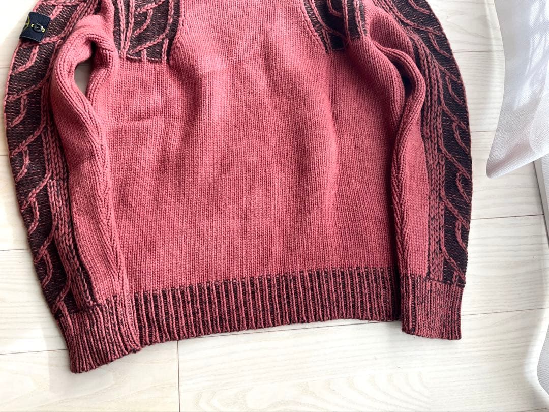 美品　Stone  ケーブル ニットセーター　L