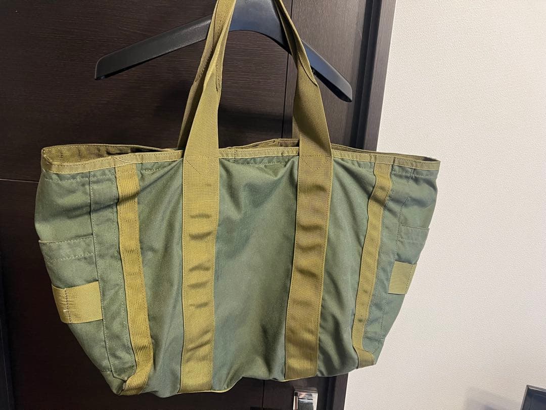 ブリーフィング　トートバッグ