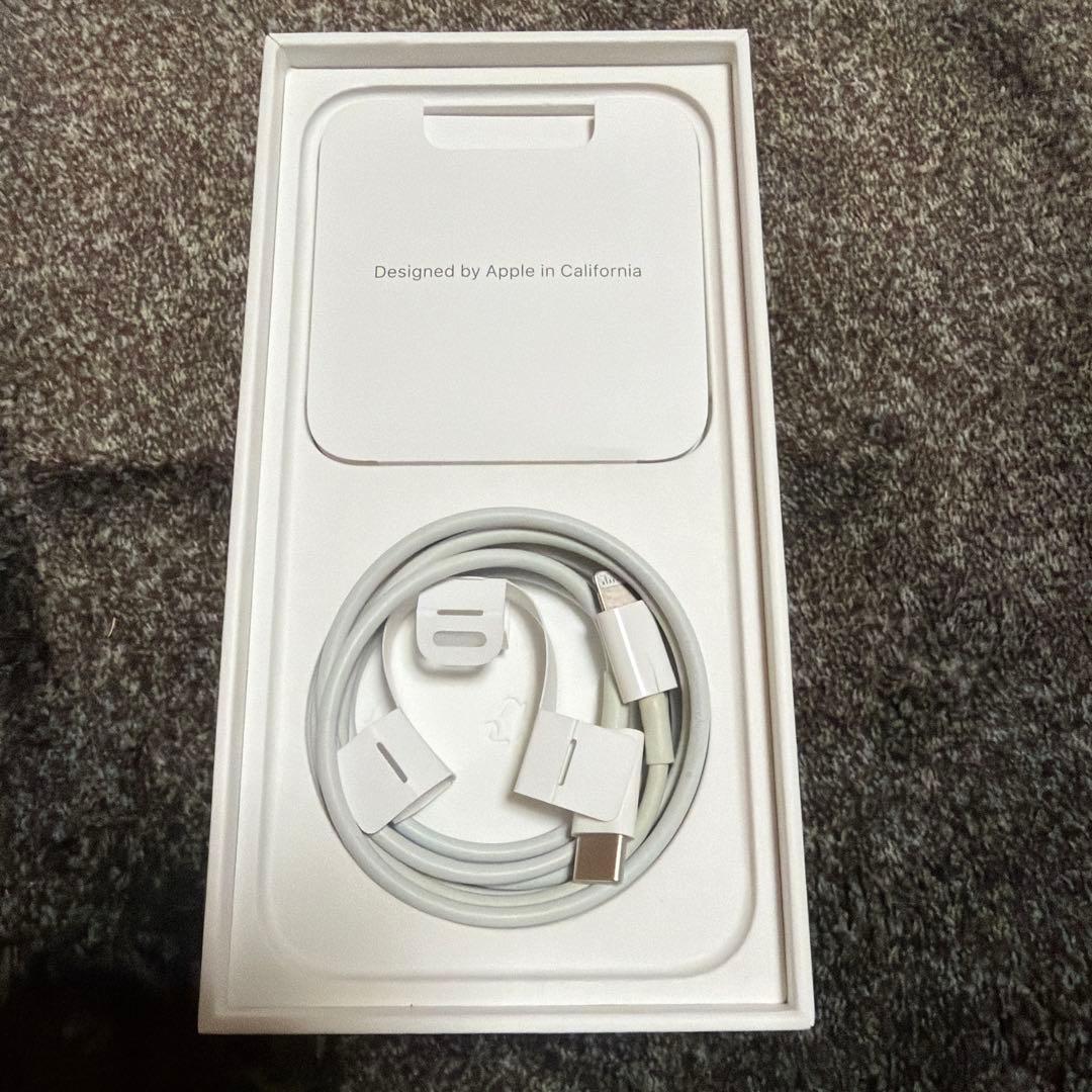 iPhone13 128GB SlMフリー スターライト