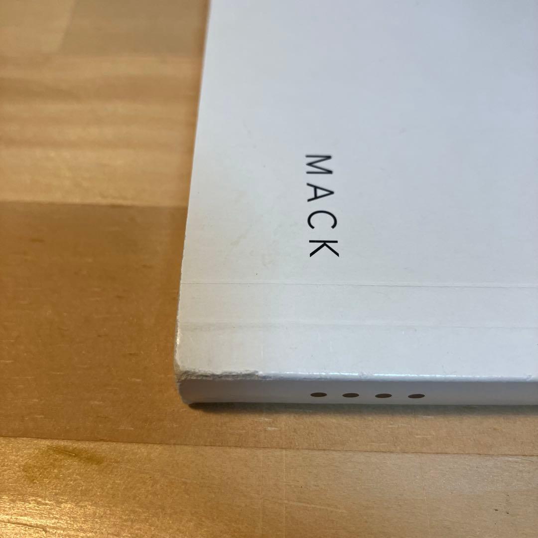 アート・デザイン・音楽 Luigi Ghirri Kodachrome