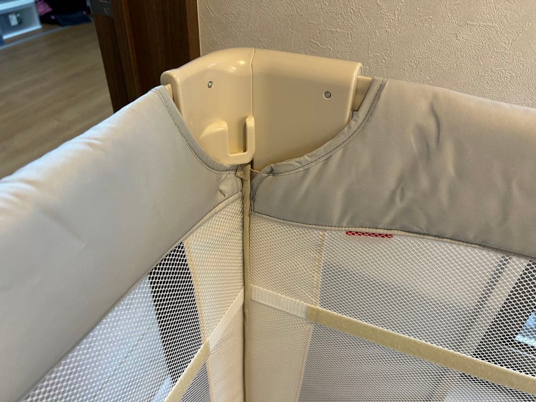 アップリカ ココネルエアーAB ホワイトグレー