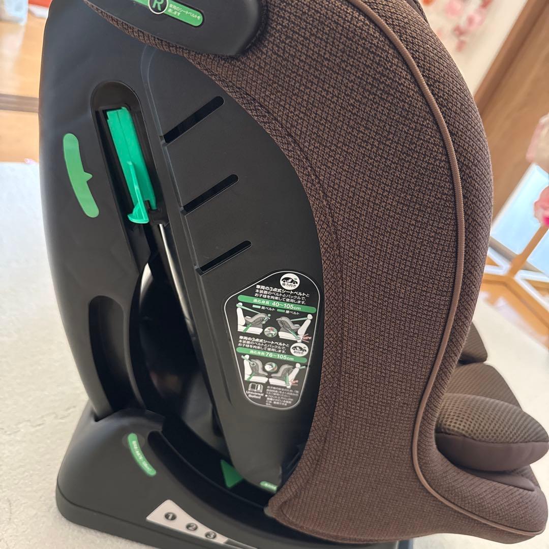 【未使用】Cradle カルート チャイルドシート　3点式シートベルト