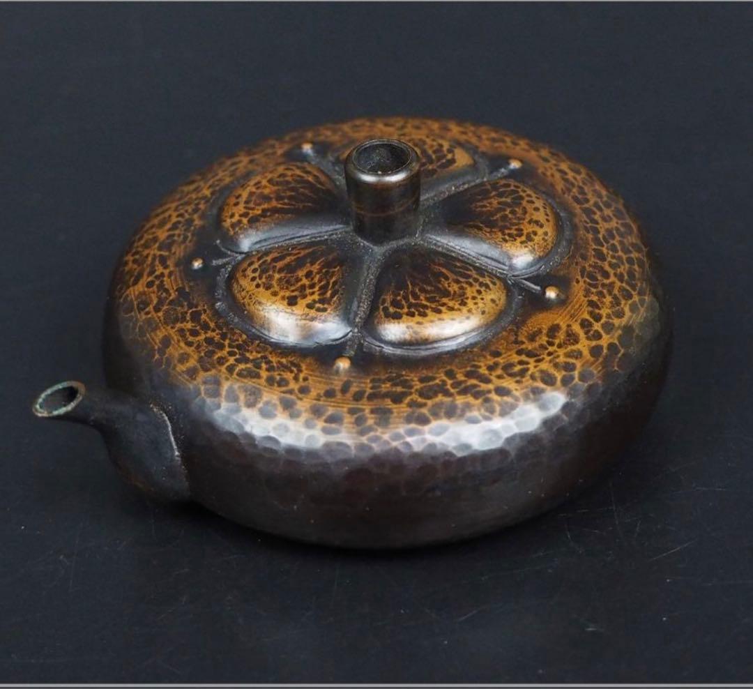 送料無料　明治金工 華石作 鎚目梅花模様水滴 珍品書道具