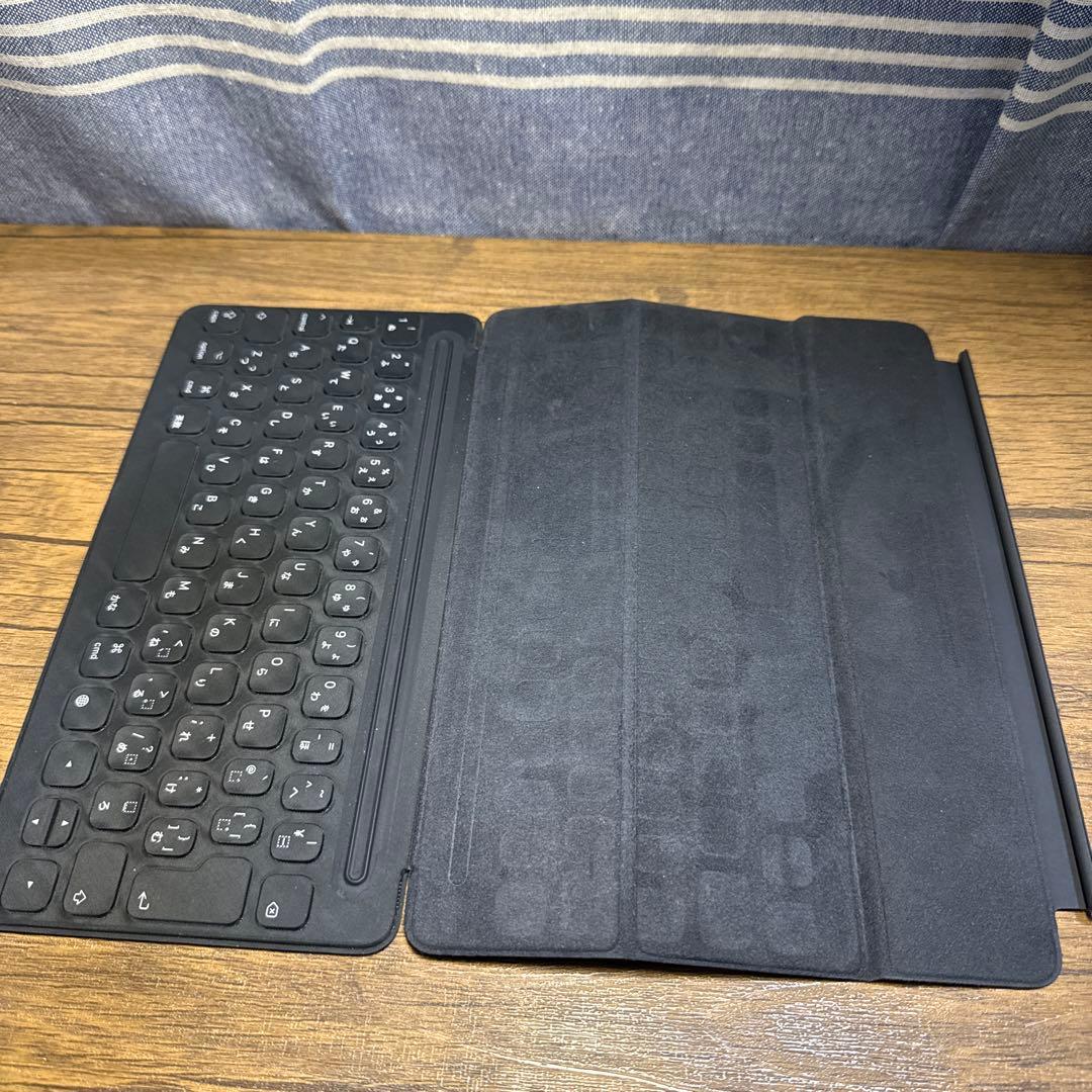 第7世代iPad＋純正キーボード＋Apple Penci第一世代l付き