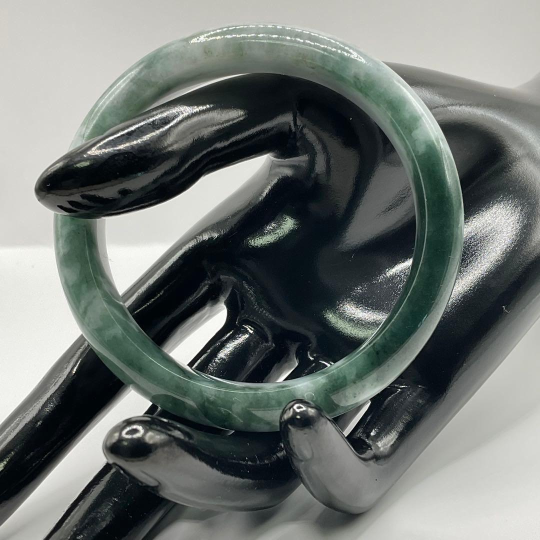 ミャンマー産 翡翠バングル 天然翡翠　57.2mm 翡翠