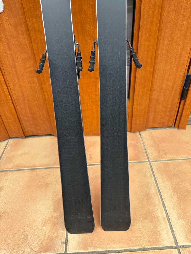 オガサカTC SU 赤 スキー バインディング付き