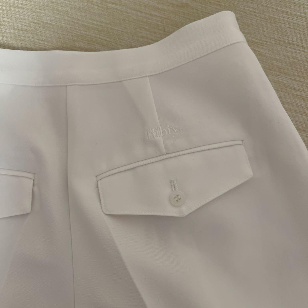 【Bibiy.】 DIANA HALF PANTS