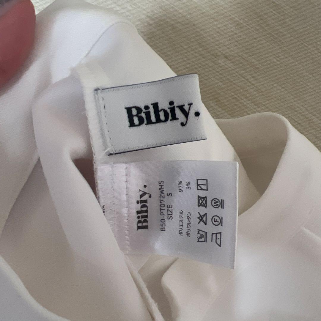 【Bibiy.】 DIANA HALF PANTS