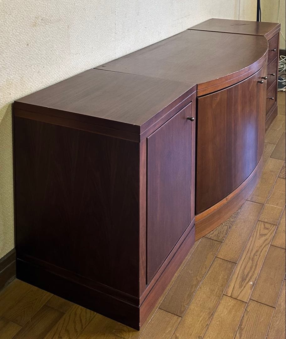 マルニ　ウォールナット　ダークブラウン キャビネット2本　中央部分は除く