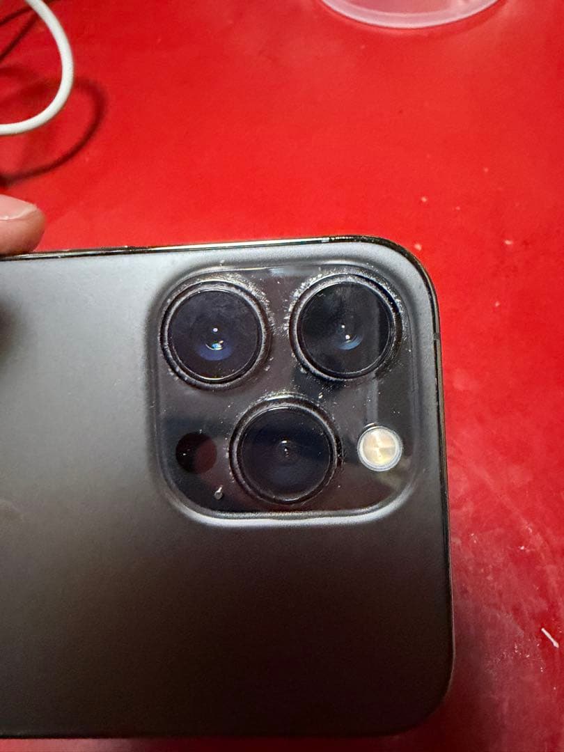 m*a様 Apple iPhone 13 Pro グラファイト充電器付き