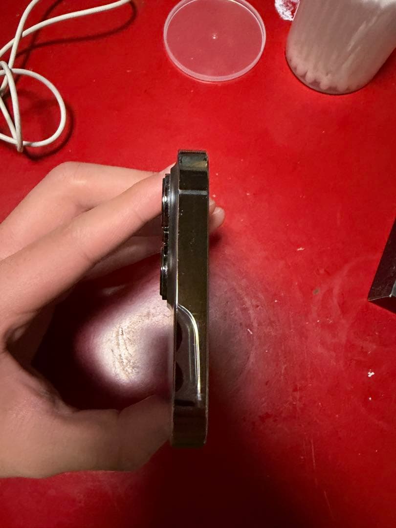 m*a様 Apple iPhone 13 Pro グラファイト充電器付き