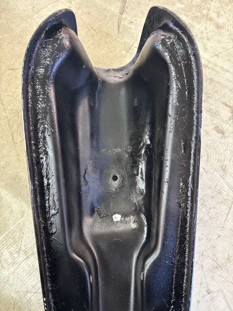 トライアンフ、ハーレー　レース用タンクFRP製