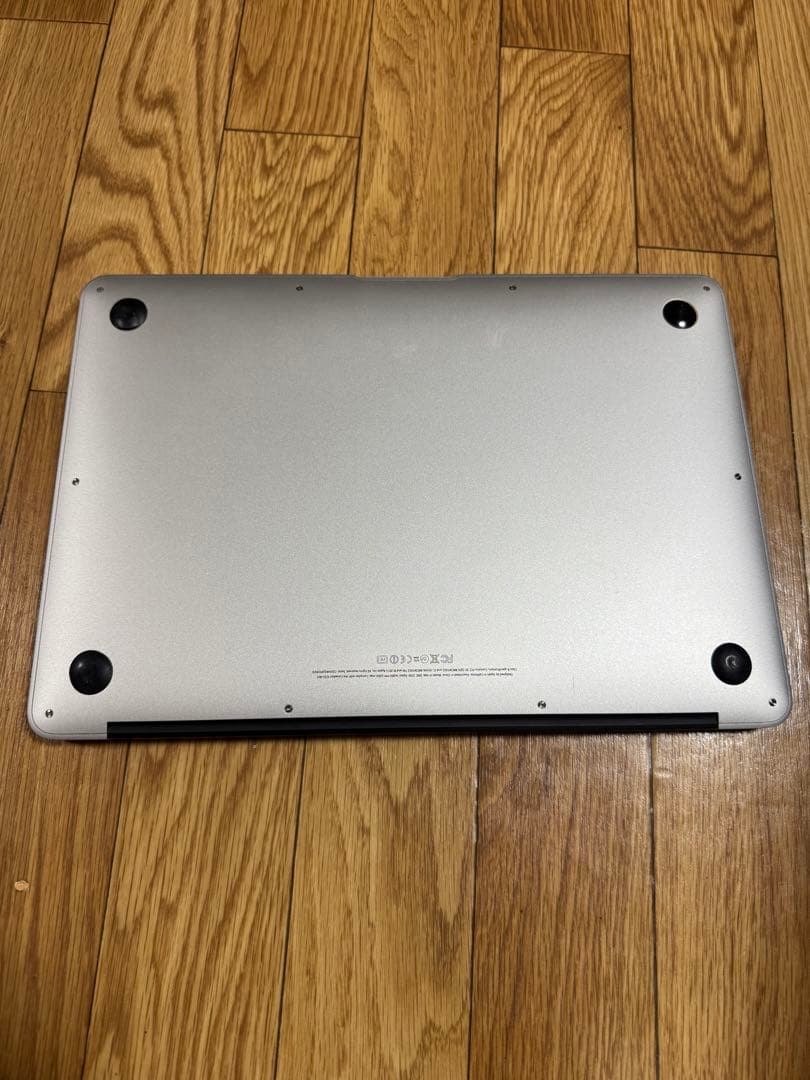 MacBook Air 13inch シルバー 256GB 初期化済み