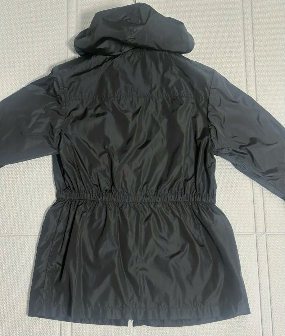 [美品]PRADA ナイロンパーカー 三角ロゴ