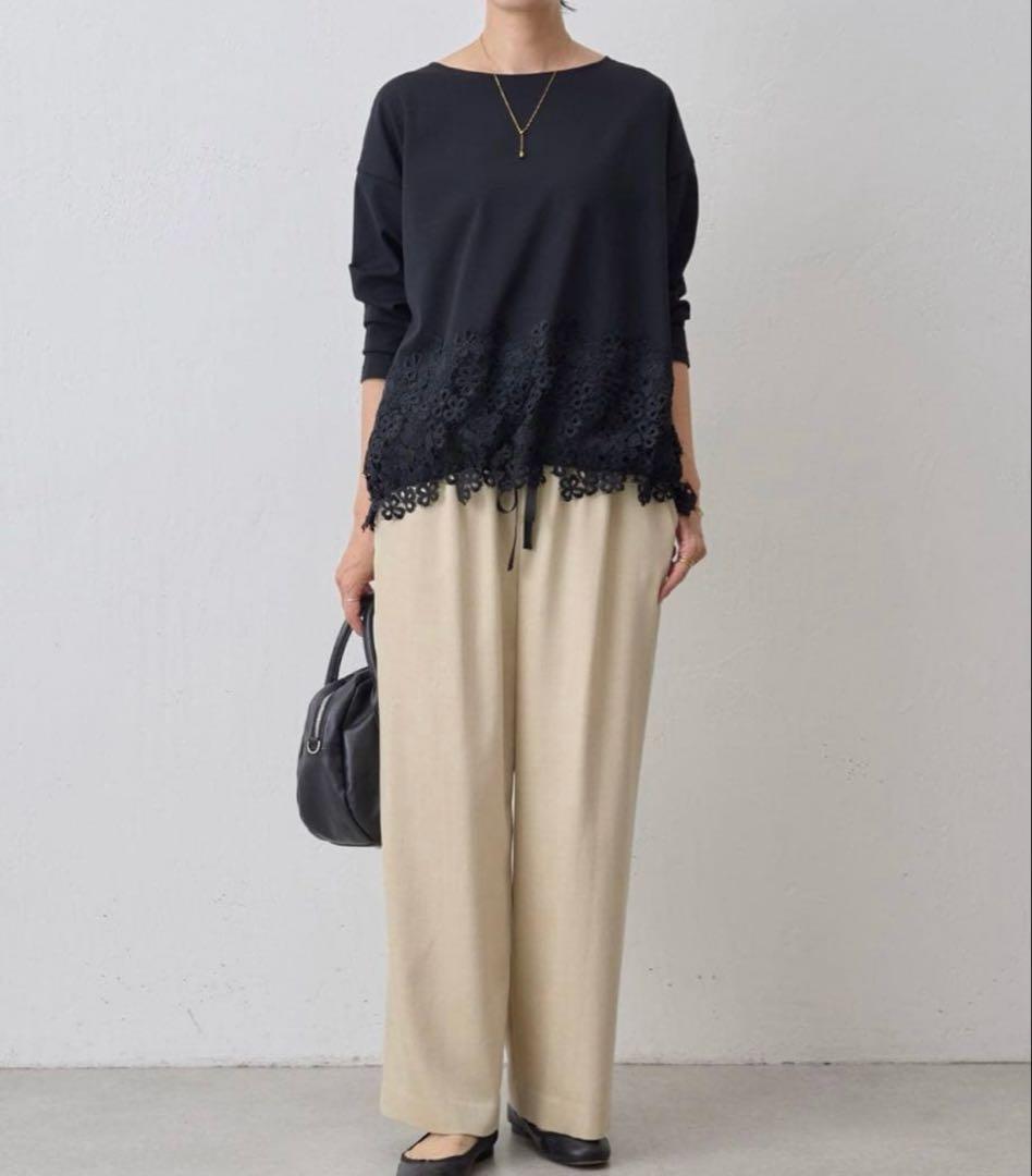 BEARDSLEY ビアズリー 裾レース カットソー　刺繍 Fサイズ 黒