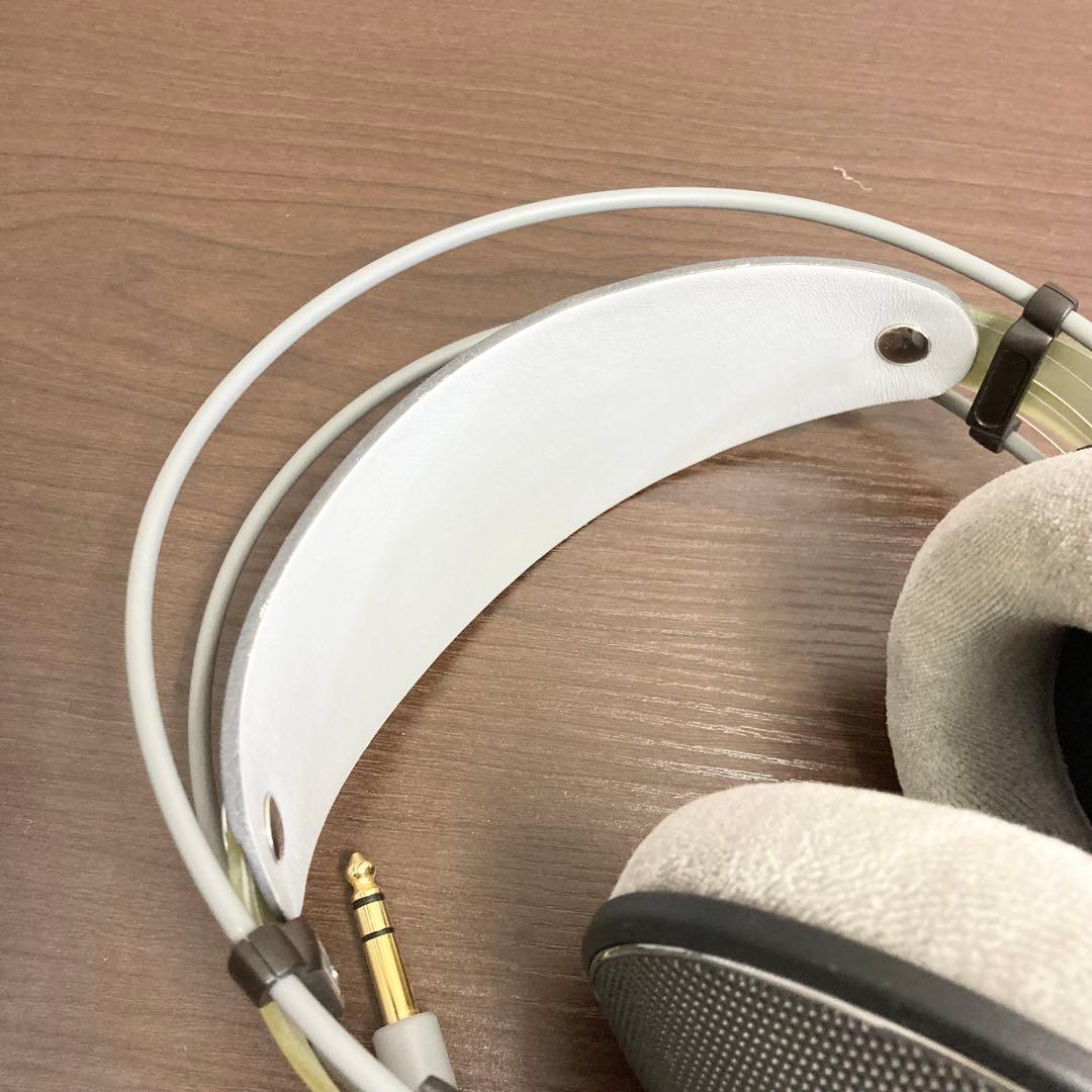 AKG K601 オープン型ヘッドホン 開放型 オーストリア製