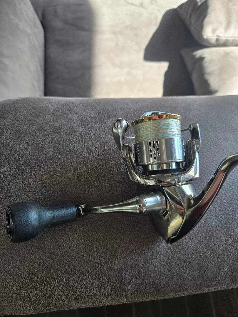 18ステラ2500SHG　メーカーにてオーバーホールして1度使用　バリアルノブ