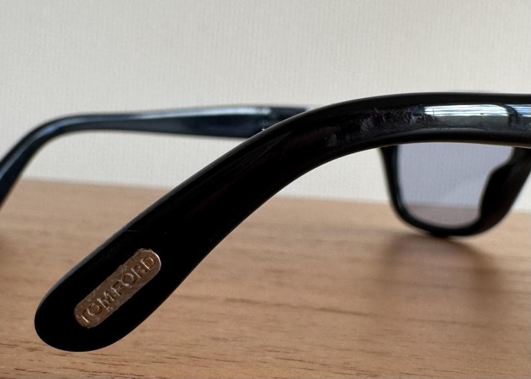 トムフォード サングラス ブラック FT5178-F