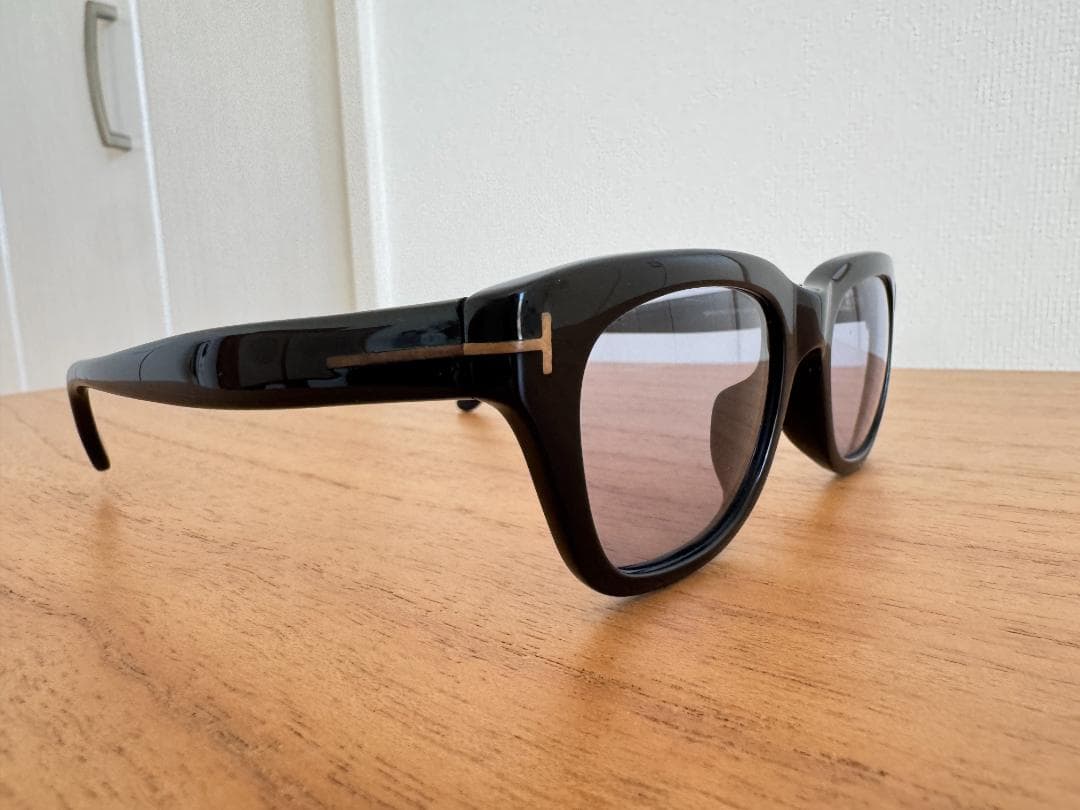 トムフォード サングラス ブラック FT5178-F