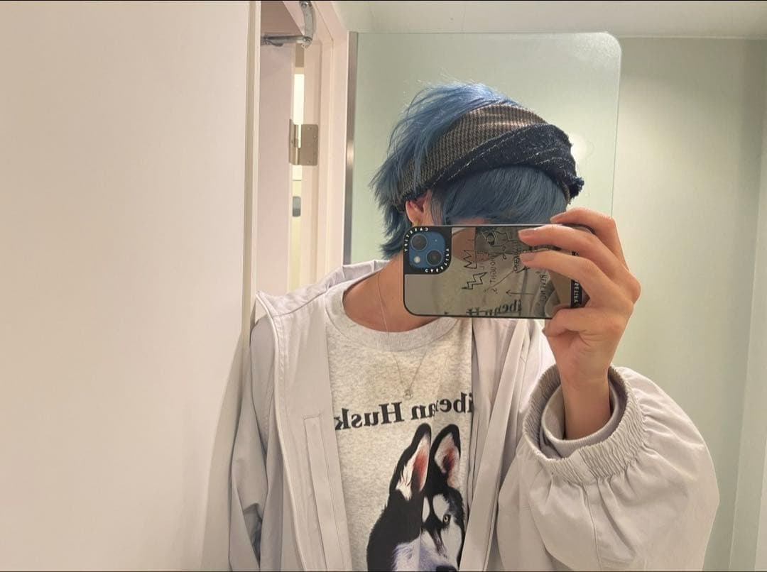 『Eveさん着用』gray Dog face printed ハスキー　同サイズ