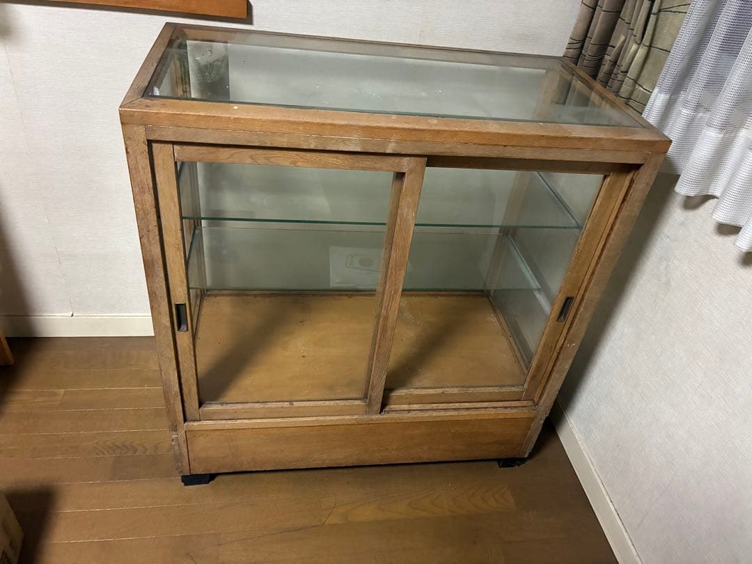 ガラスショーケース　　木製フレーム　引き取り限定