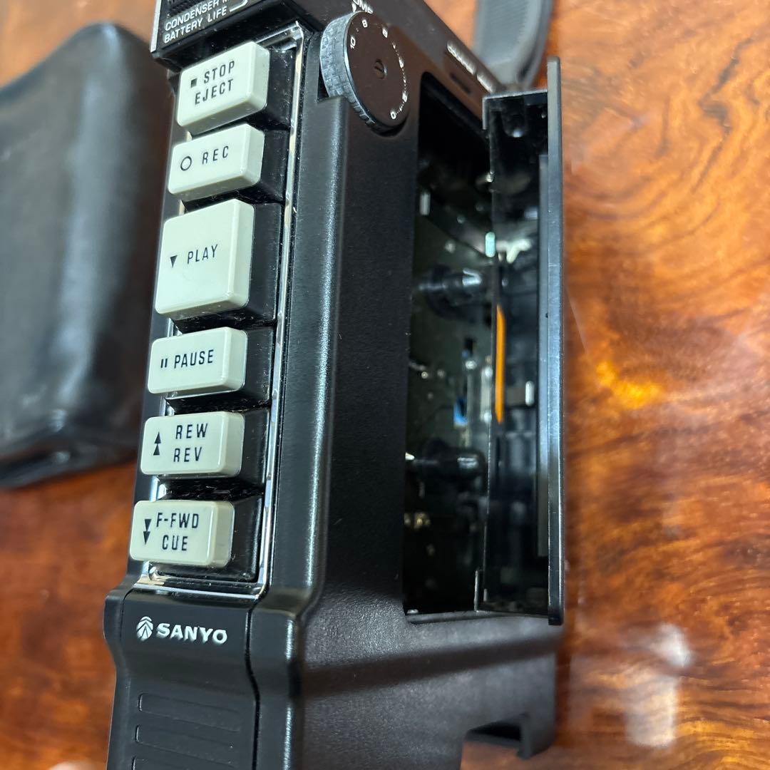 SANYO カセットレコーダー昭和レトロ　希少　0120o75
