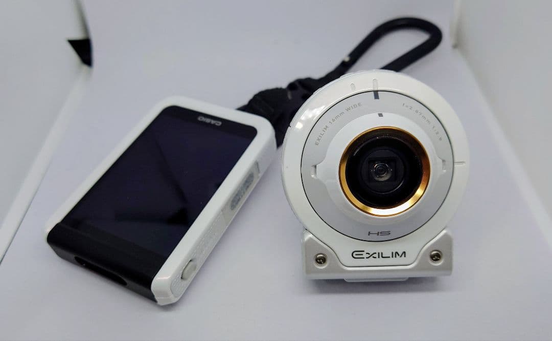 CASIO EXILIM FR100L 分離式 ホワイト USB充電