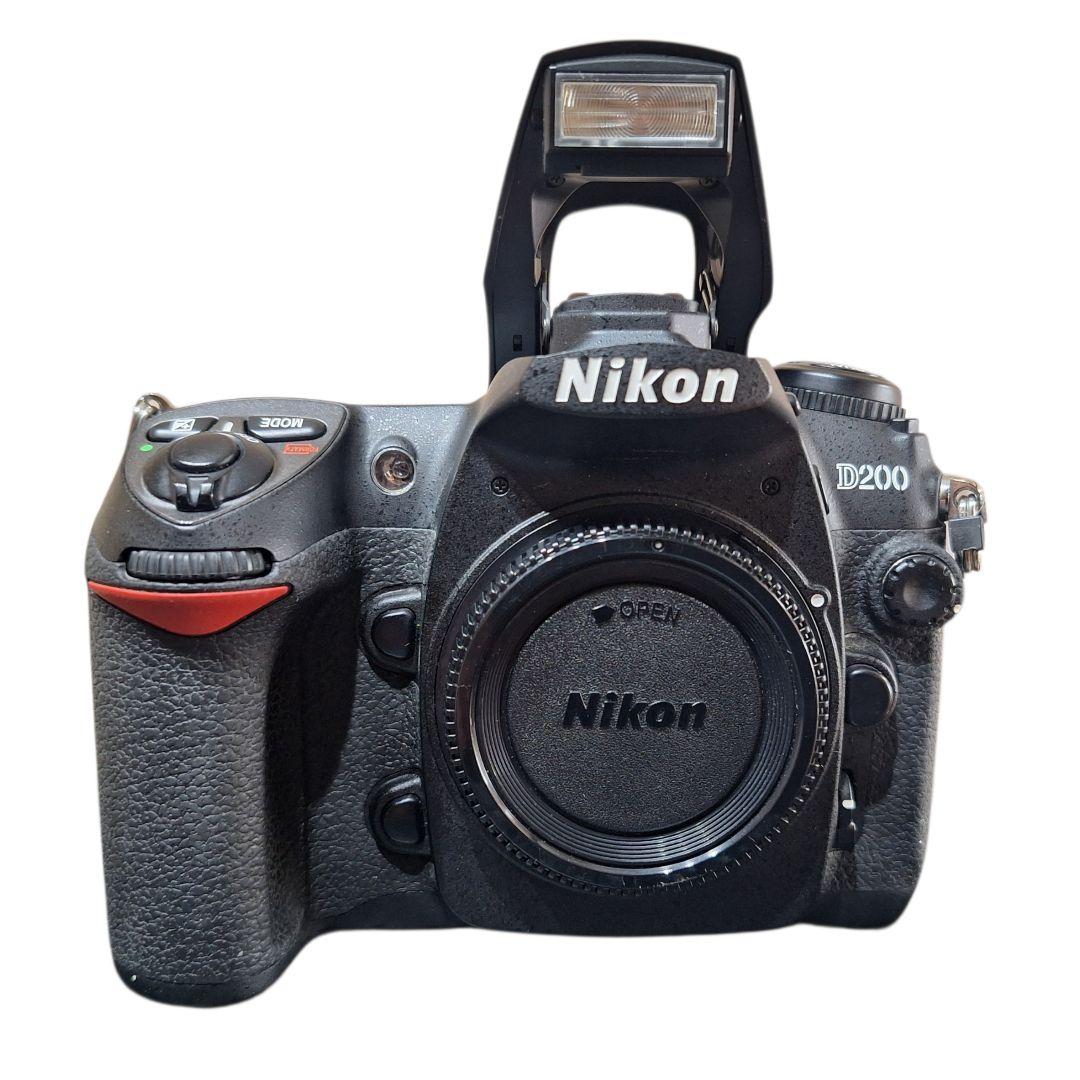 Nikon D200 ボディ ジャンク｜付属品多数 元箱 MC-30付