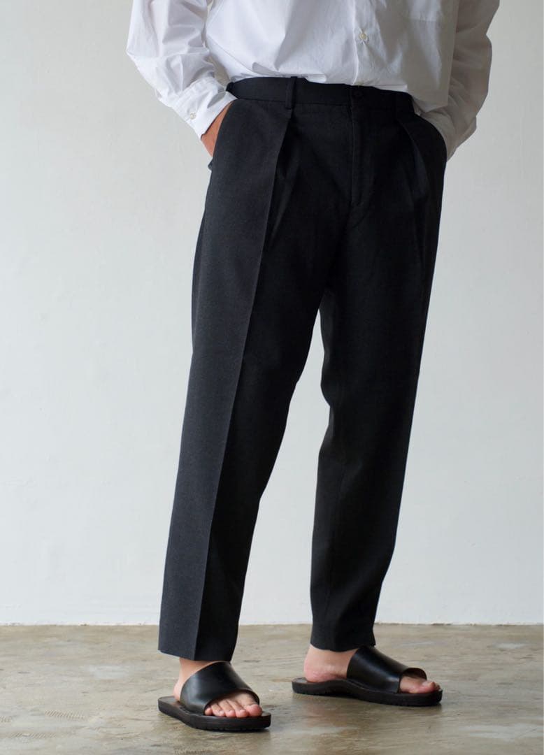 マーカウェア サバイバルクロス ペグトップ スラックス　グレイ　パンツ