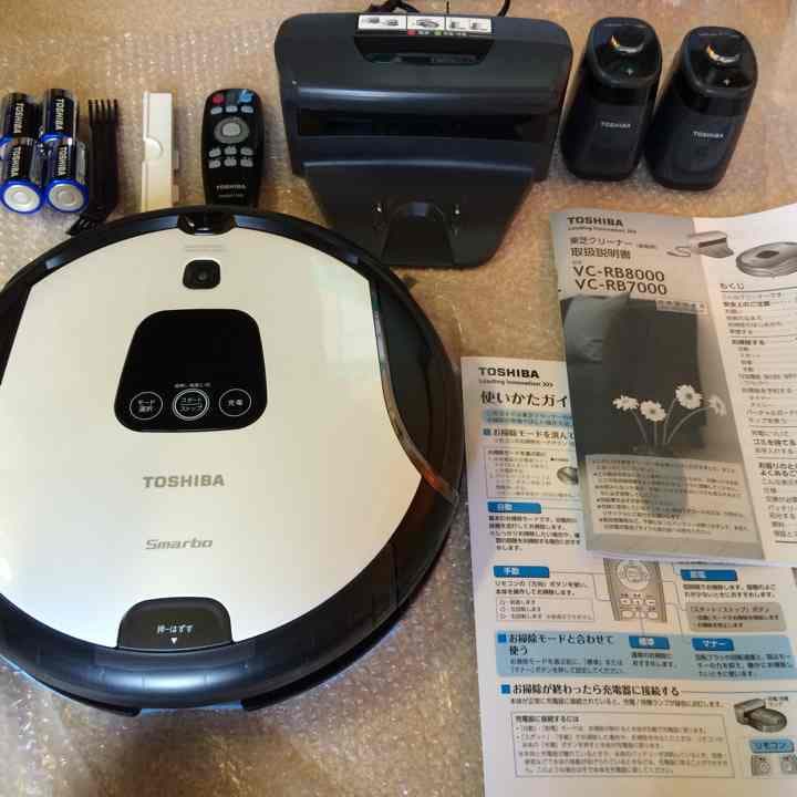✨値下げ✨東芝ロボットクリーナー スマーボV  VC-RB8000(W)