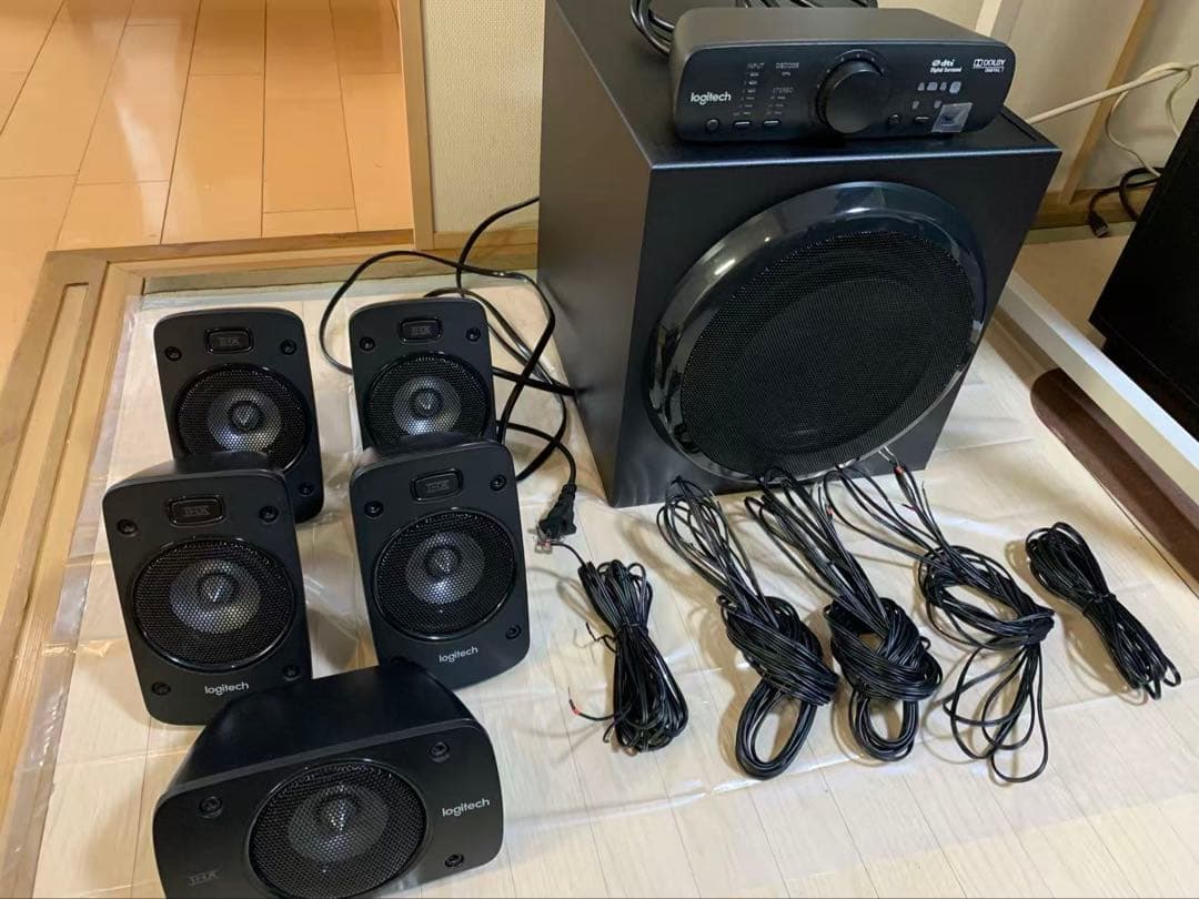 Logitech z906 5.1チャンネルスピーカーセット