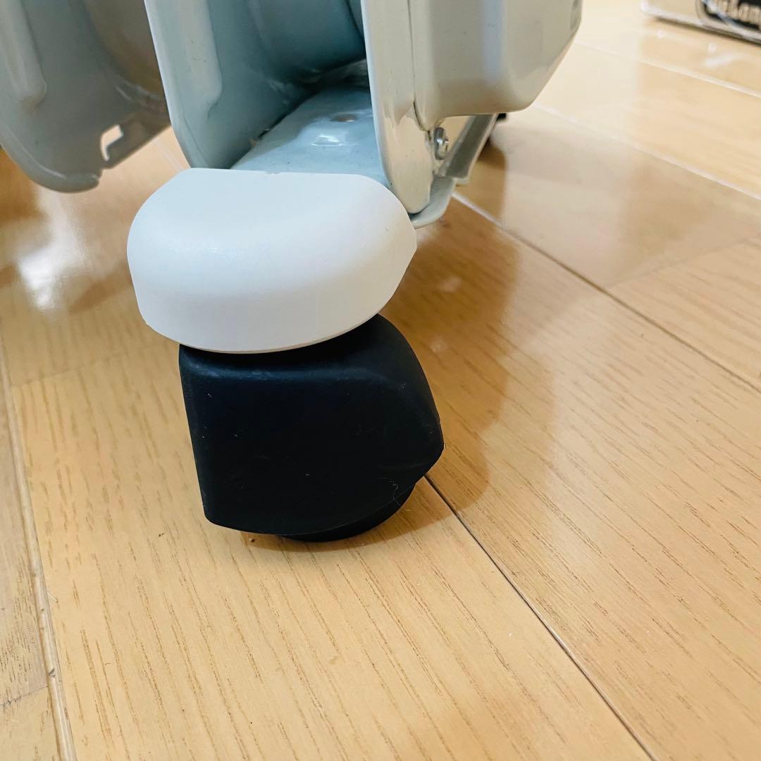 未使用級✨　デロンギ H770812EFSN-GY オイルヒーター 1200W