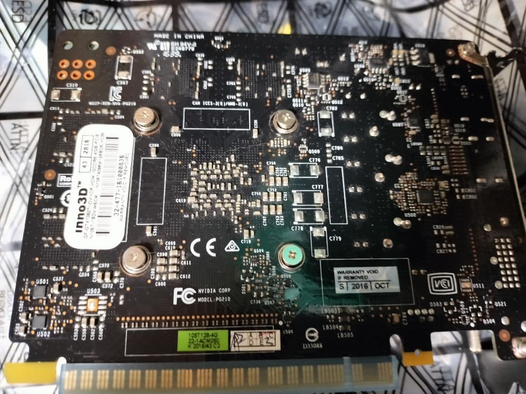 グラフィックボード・グラボ・ビデオカード Inno3D GeForce GTX 1050 Ti Compact 4GB