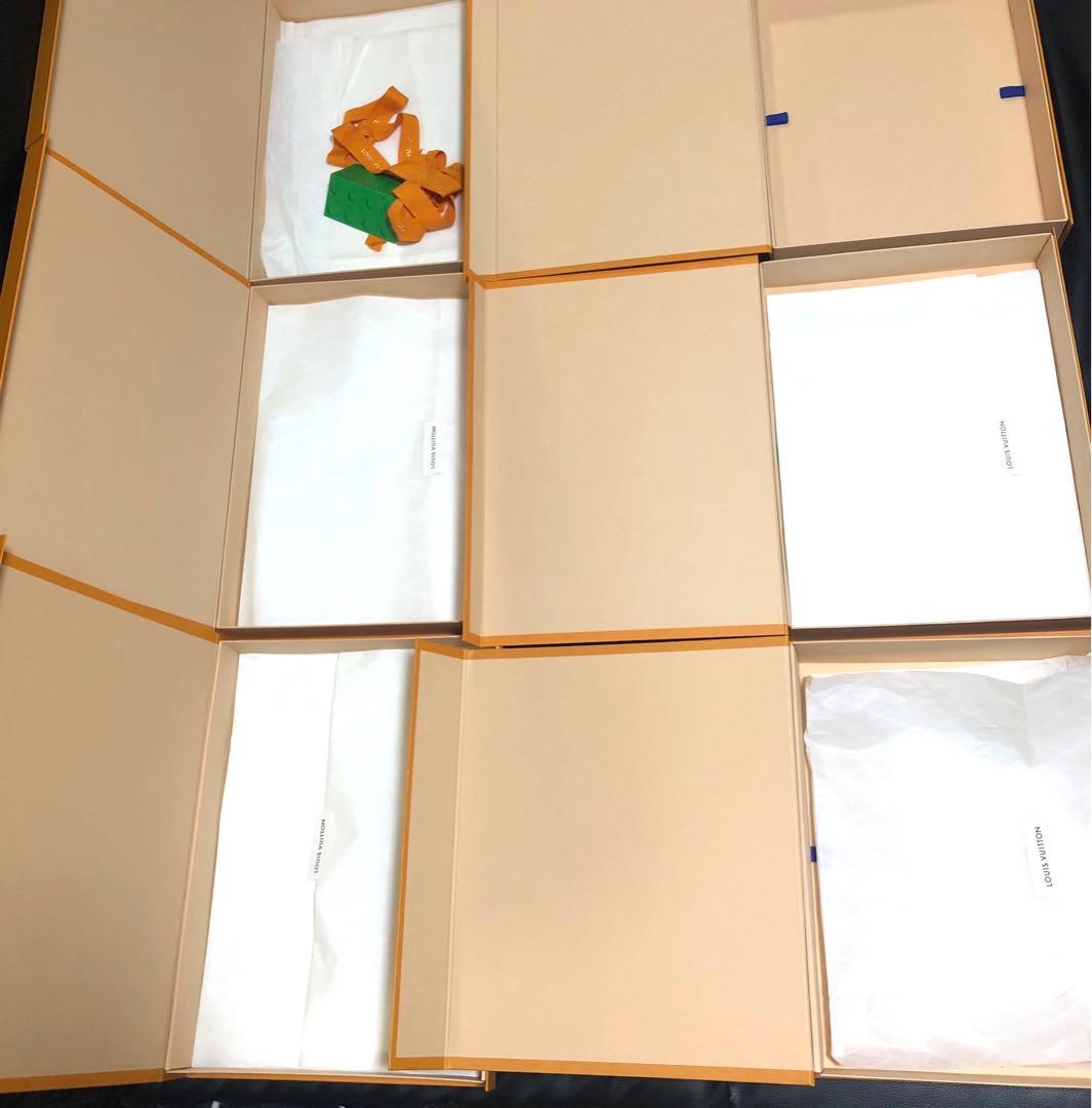 最終価格　ルイヴィトン　Tシャツ等衣類、マフラー等空箱　薄型タイプ16箱