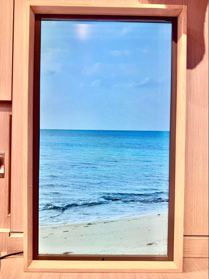 Atmoph Window 2 Disney ホワイトウッドカリモクフレーム美品