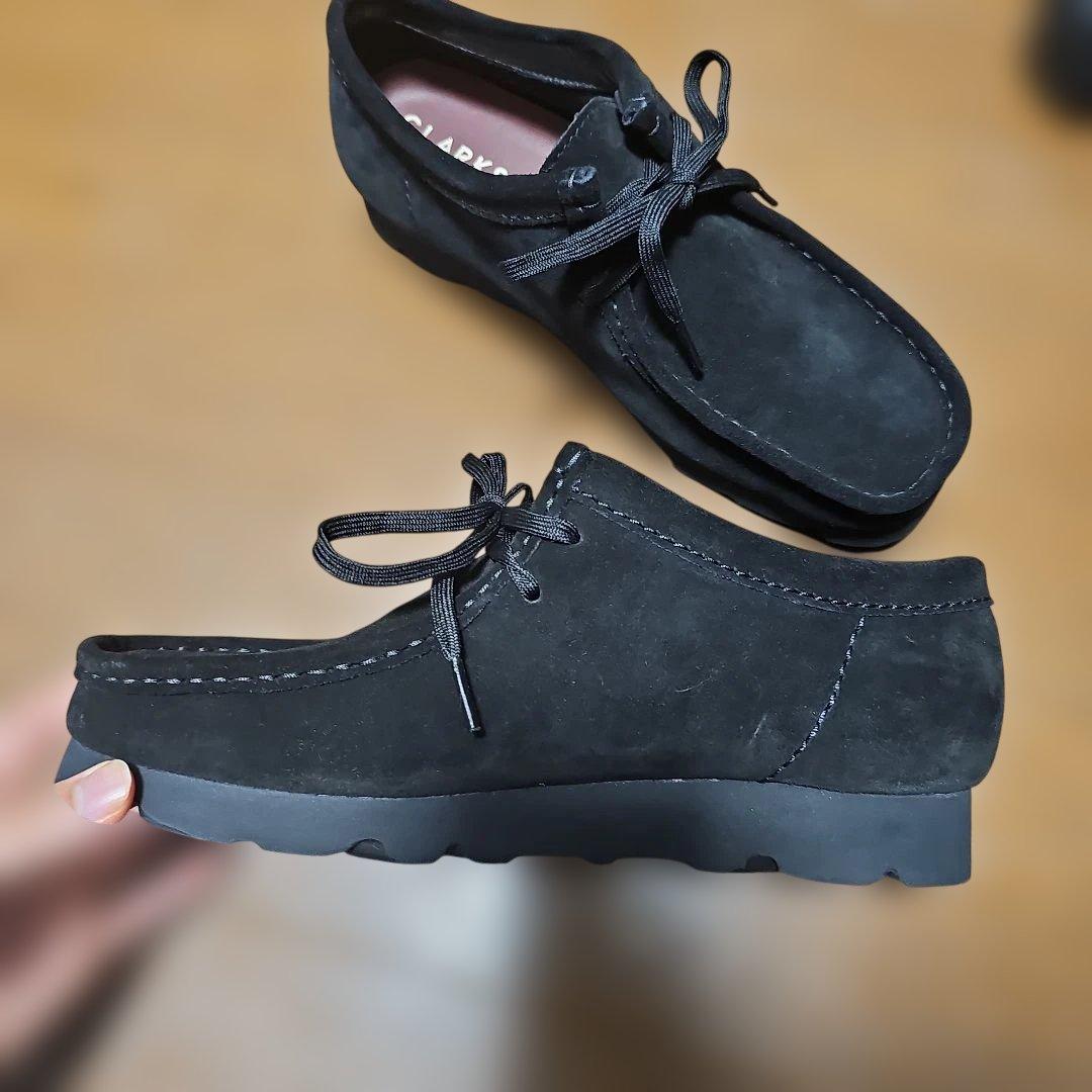 【極美品】CLARKS WallabeeGTX 25.5㎝ ブラックスエード