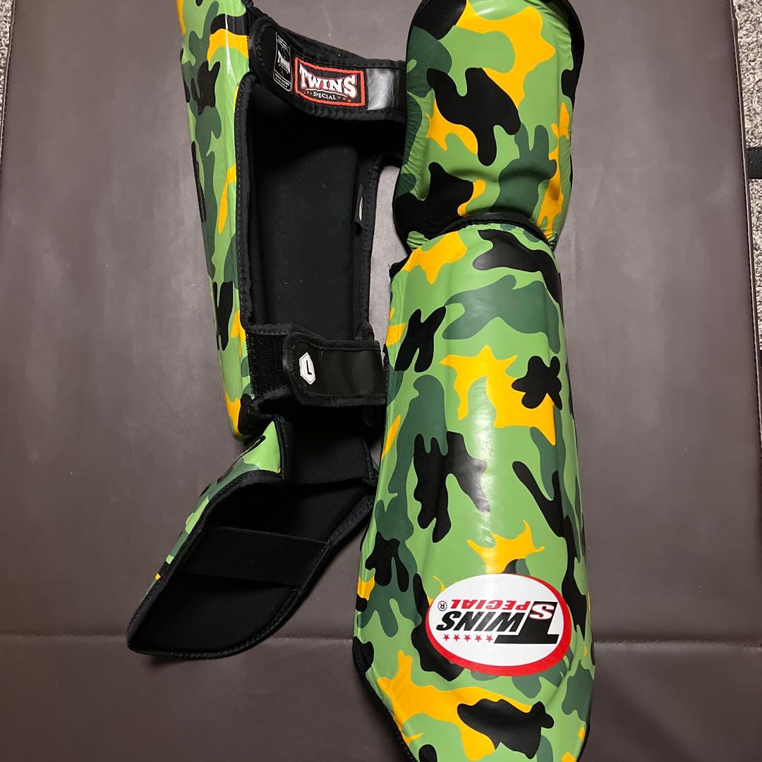 TWINS SPECIAL 膝プロテクター カモフラージュ L/R