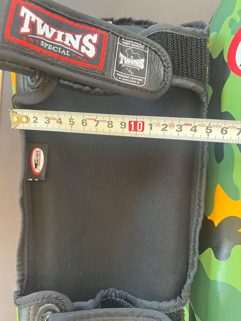 TWINS SPECIAL 膝プロテクター カモフラージュ L/R