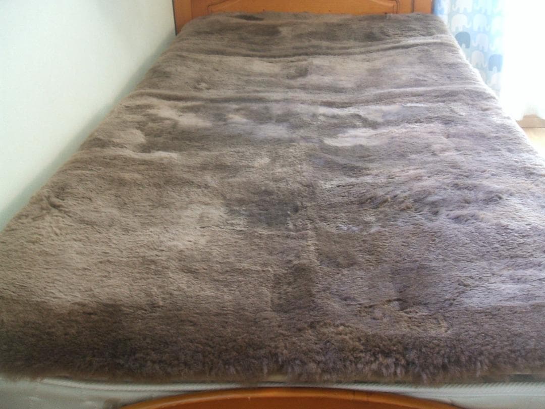 最後の１点新品＊じぶんまくら日本ムートン製＊毛足３５ミリ＊ムートンシーツ