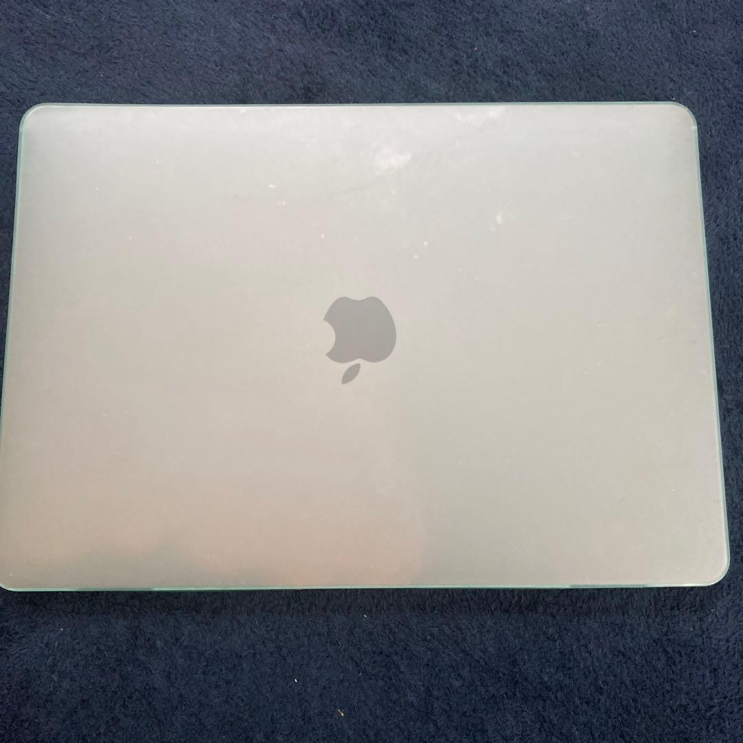超美品　MacBook Pro 13インチM2 2022年モデル　8GB