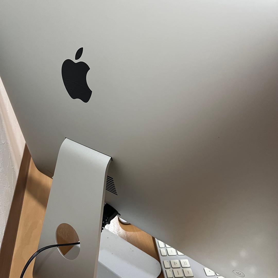 Apple iMac 21.5inch Retina4Kディスプレイ2017