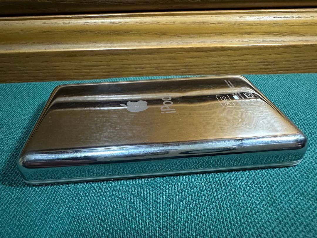 iPod Classic 5.5世代 MA444 30GB新品のバッテリー