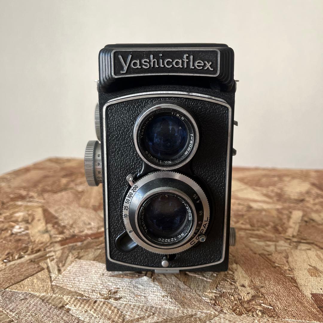 レア品　Yashicaflex 二眼レフカメラ　フィルム付き