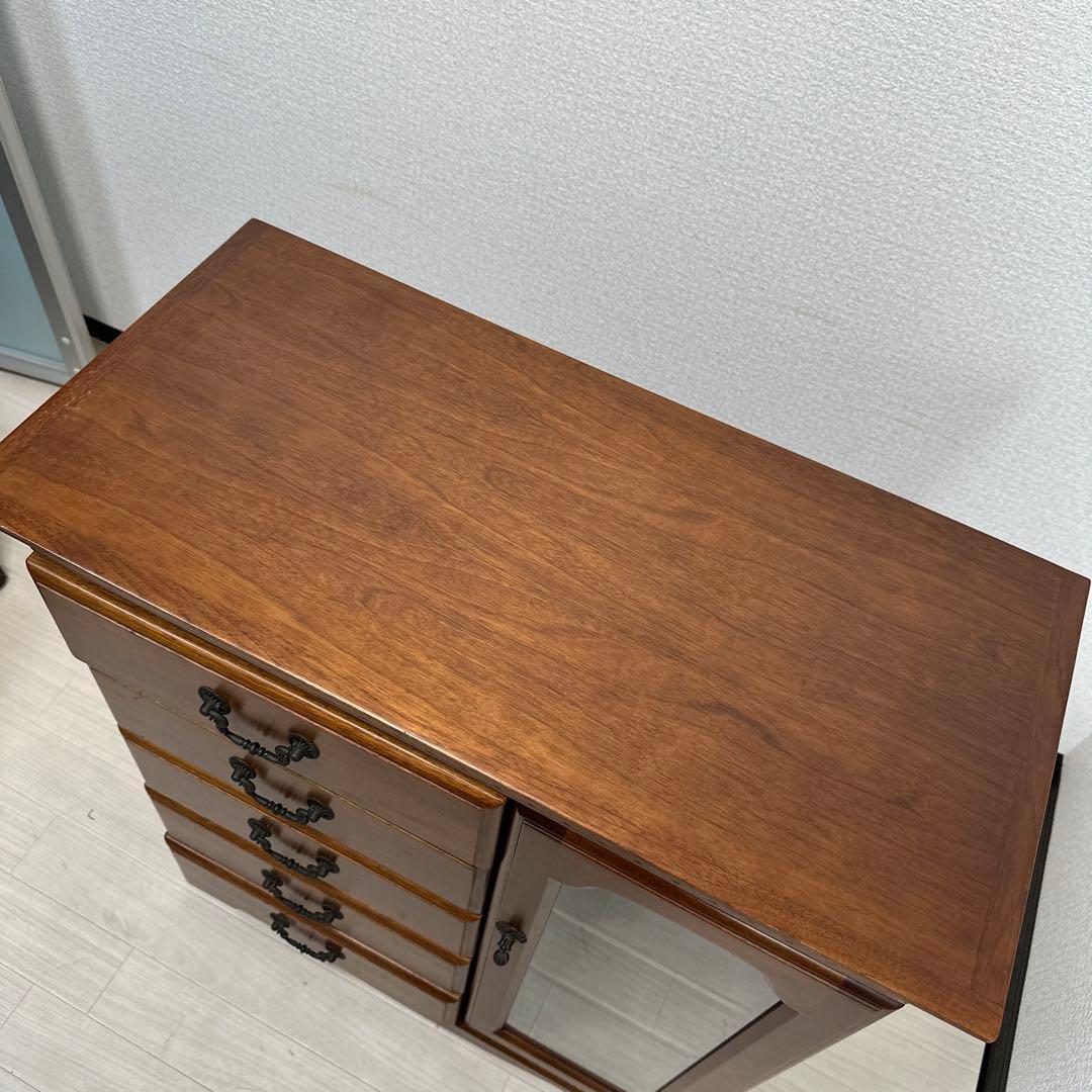 クラシックスタイル チェスト キャビネット ガラス扉 金属取手 i4※