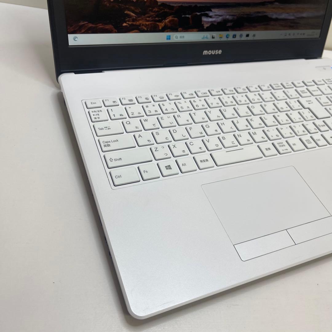 Windowsノート本体 Mouse MB-B507HS-A i7-8550U 16GB SSD512GB
