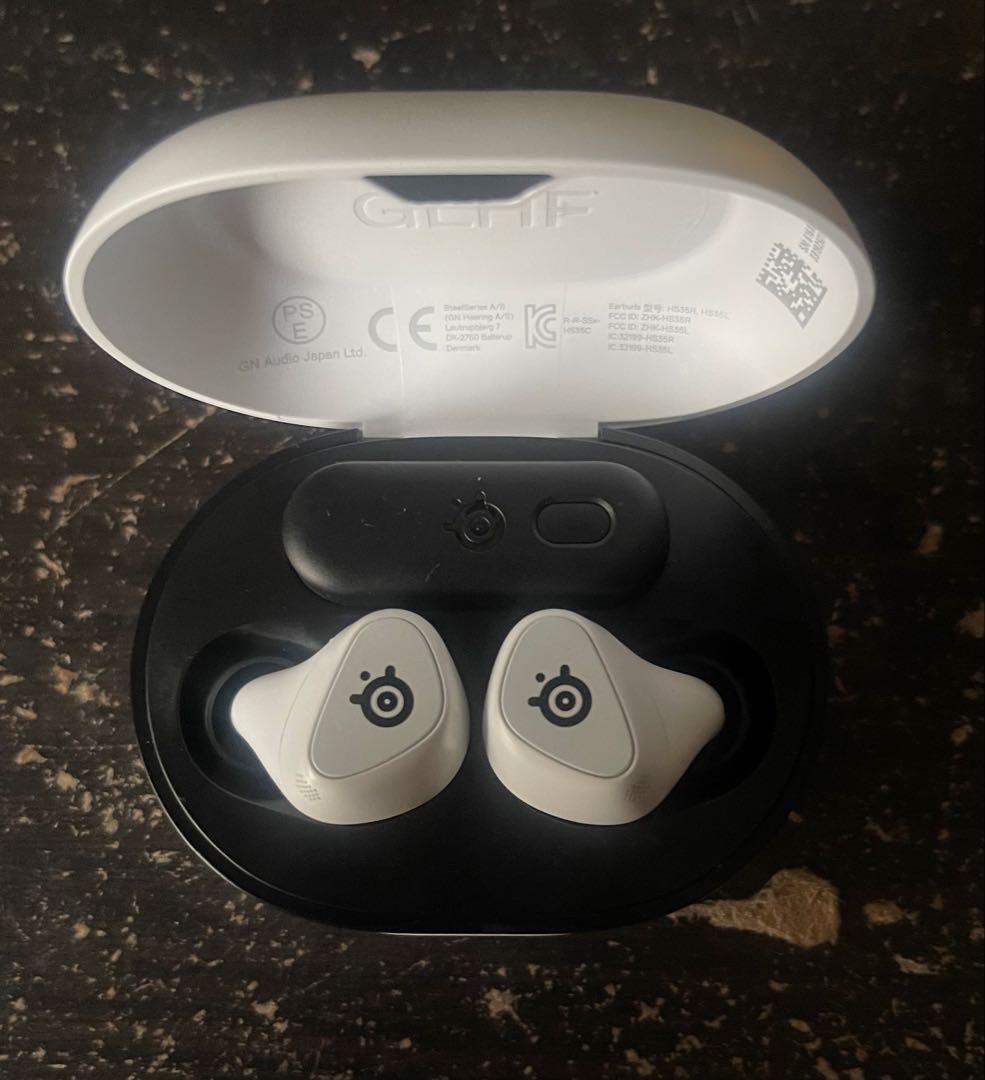 SteelSeries Arctis Gamebuds ワイヤレスイヤホン